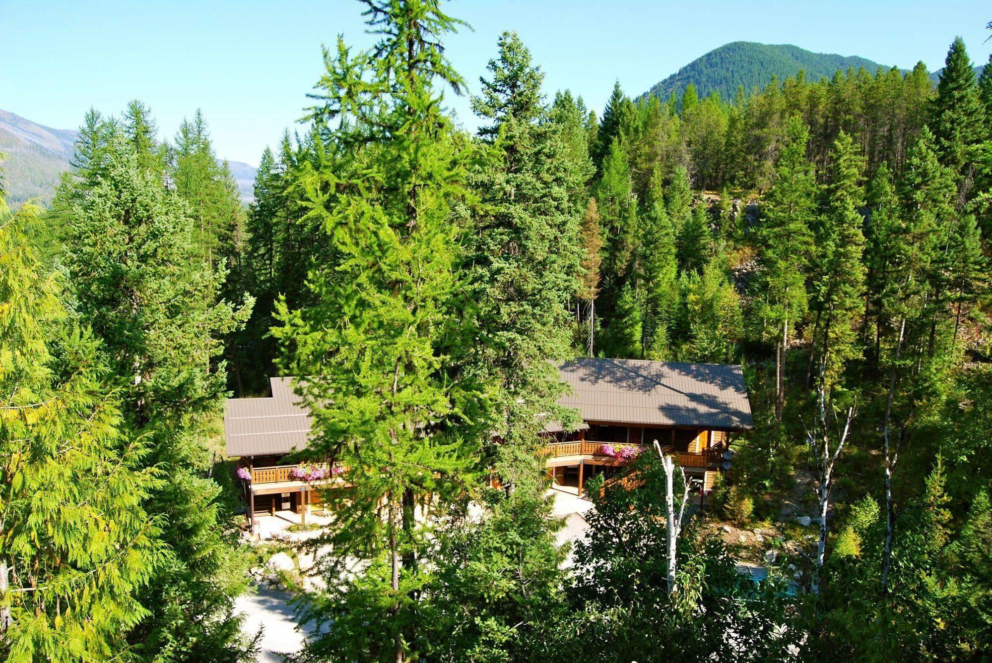 Glacier Guides Lodge West Glacier Bagian luar foto